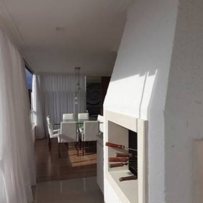 Cobertura com 176m², 3 quartos (sendo 1 suíte), 2 garagens, no bairro Itacorubi em Florianópolis