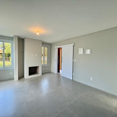 Casa em Condomínio com 197m², 4 quartos (sendo 4 suítes), 3 garagens, no bairro Limpa em Garopaba