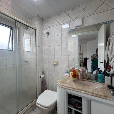 Apartamentos com 75m², 2 quartos (sendo 1 suíte), 1 garagem, no bairro Estreito em Florianópolis