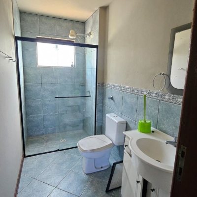 Casa Residencial com 288m², 6 quartos (sendo 2 suítes), 2 garagens, no bairro Praia Brava em Florianópolis