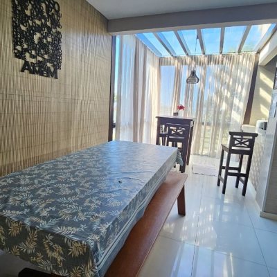 Casa Residencial com 288m², 6 quartos (sendo 2 suítes), 2 garagens, no bairro Praia Brava em Florianópolis