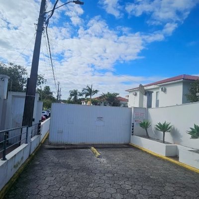 Apartamentos com 49m², 2 quartos, 1 garagem, no bairro Canasvieiras em Florianópolis
