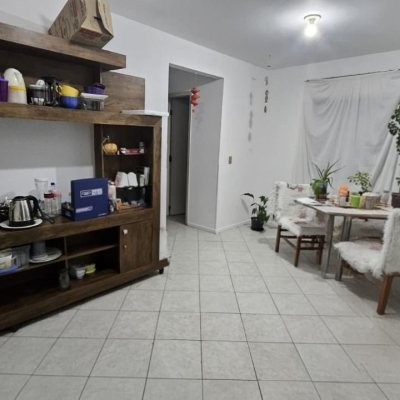 Apartamentos com 49m², 2 quartos, 1 garagem, no bairro Canasvieiras em Florianópolis