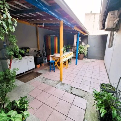Casa Residencial com 180m², 4 quartos, 2 garagens, no bairro Bela Vista em São José