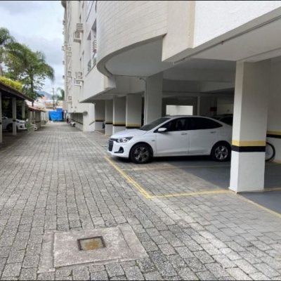 Apartamentos com 64m², 2 quartos, 1 garagem, no bairro Itacorubi em Florianópolis