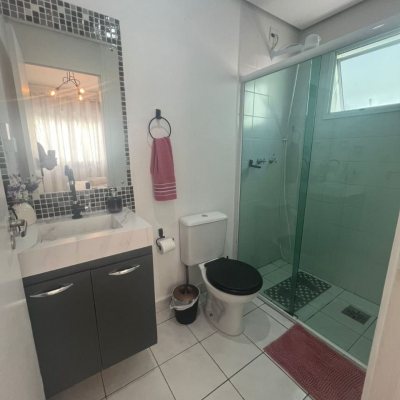 Apartamentos com 86m², 3 quartos (sendo 1 suíte), 1 garagem, no bairro Capoeiras em Florianópolis