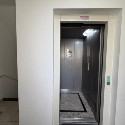 Apartamentos com 86m², 3 quartos (sendo 1 suíte), 1 garagem, no bairro Capoeiras em Florianópolis