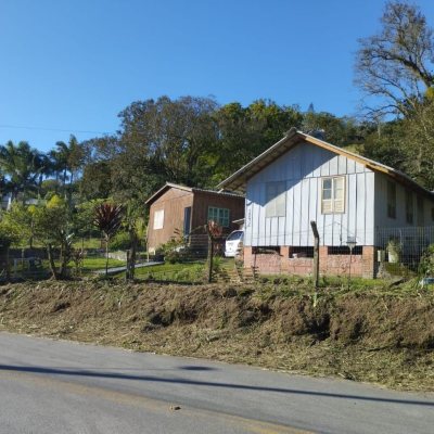 Terrenos Residenciais com 1061m², no bairro Ratones em Florianópolis