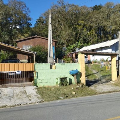 Terrenos Residenciais com 1061m², no bairro Ratones em Florianópolis