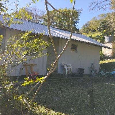 Terrenos Residenciais com 1061m², no bairro Ratones em Florianópolis