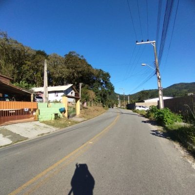 Terrenos Residenciais com 1061m², no bairro Ratones em Florianópolis