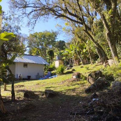 Terrenos Residenciais com 1061m², no bairro Ratones em Florianópolis