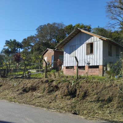 Terrenos Residenciais com 1061m², no bairro Ratones em Florianópolis