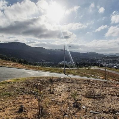 Terrenos Residenciais com 467m², no bairro Jardim Janaina em Biguaçu