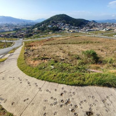 Terrenos Residenciais com 467m², no bairro Jardim Janaina em Biguaçu