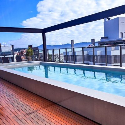 Apartamentos com 108m², 3 quartos (sendo 3 suítes), 2 garagens, no bairro Jurerê em Florianópolis