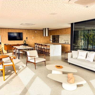 Apartamentos com 108m², 3 quartos (sendo 3 suítes), 2 garagens, no bairro Jurerê em Florianópolis