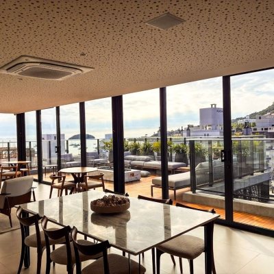 Apartamentos com 108m², 3 quartos (sendo 3 suítes), 2 garagens, no bairro Jurerê em Florianópolis