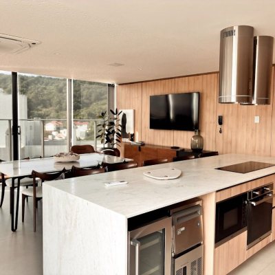 Apartamentos com 108m², 3 quartos (sendo 3 suítes), 2 garagens, no bairro Jurerê em Florianópolis