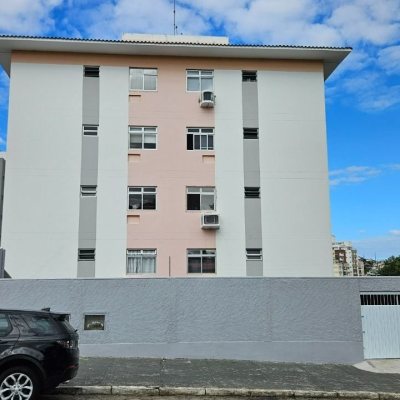 Apartamentos com 58m², 2 quartos, 1 garagem, no bairro Estreito em Florianópolis