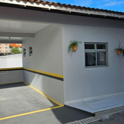 Apartamentos com 58m², 2 quartos, 1 garagem, no bairro Estreito em Florianópolis
