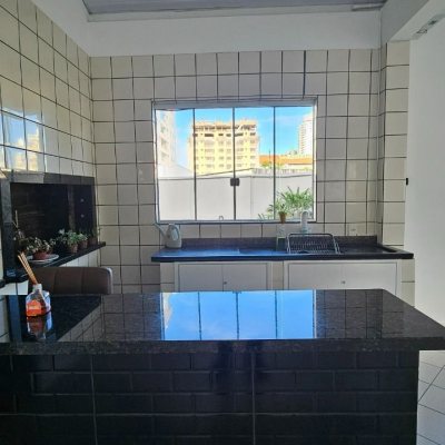 Apartamentos com 58m², 2 quartos, 1 garagem, no bairro Estreito em Florianópolis