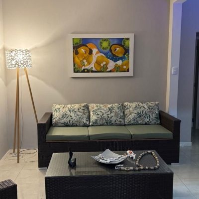 Casa Residencial com 215m², 4 quartos (sendo 1 suíte), 2 garagens, no bairro Campeche em Florianópolis