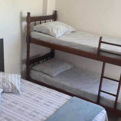 Casa Residencial com 215m², 4 quartos (sendo 1 suíte), 2 garagens, no bairro Campeche em Florianópolis