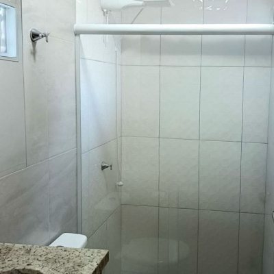 Casa Residencial com 88m², 2 quartos, 2 garagens, no bairro Rio Tavares em Florianópolis