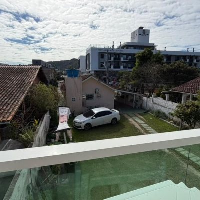 Terreno Comercial/Residencial com 707m², no bairro Cachoeira Do Bom Jesus em Florianópolis