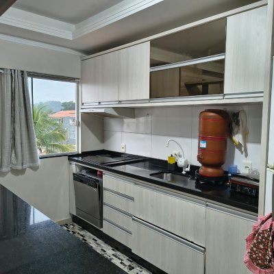 Cobertura com 103m², 3 quartos (sendo 1 suíte), 1 garagem, no bairro Ingleses do Rio Vermelho em Florianópolis