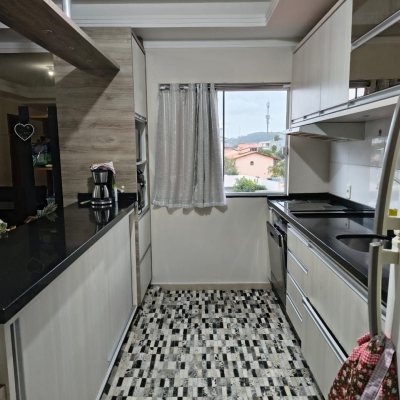 Cobertura com 103m², 3 quartos (sendo 1 suíte), 1 garagem, no bairro Ingleses do Rio Vermelho em Florianópolis