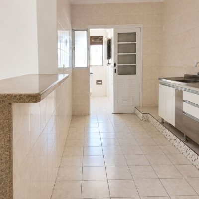 Apartamentos com 110m², 3 quartos (sendo 1 suíte), 1 garagem, no bairro Kobrasol em São José