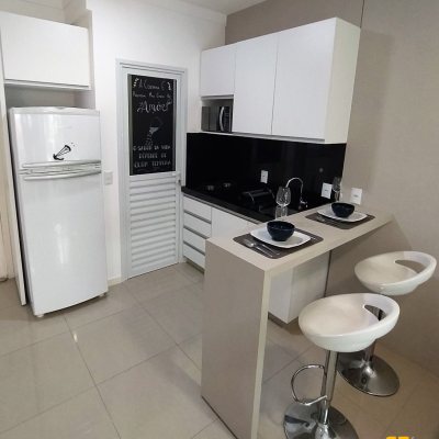 Studio Residencial com 34m², 1 quarto, 1 garagem, no bairro Lagoa da Conceição em Florianópolis