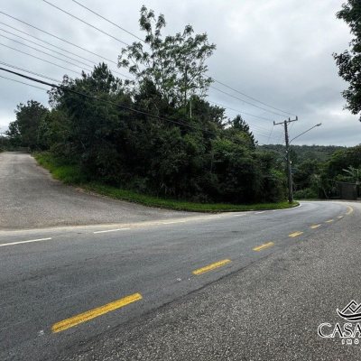 Terrenos Residenciais com 1910m², no bairro João Paulo em Florianópolis