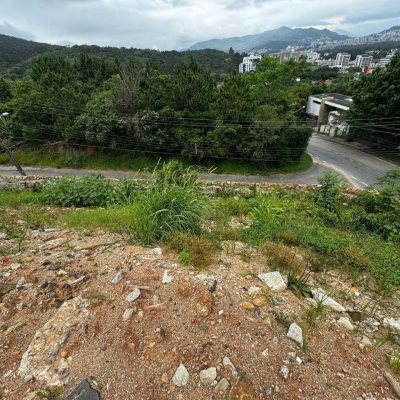 Terrenos Residenciais com 1910m², no bairro João Paulo em Florianópolis