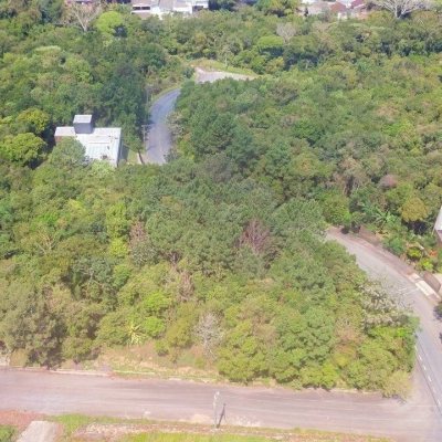 Terrenos Residenciais com 1910m², no bairro João Paulo em Florianópolis