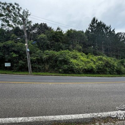 Terrenos Residenciais com 1910m², no bairro João Paulo em Florianópolis