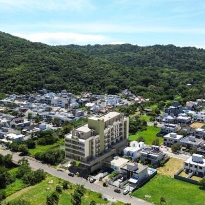 Apartamentos com 33m², 1 quarto, no bairro Cachoeira Do Bom Jesus em Florianópolis