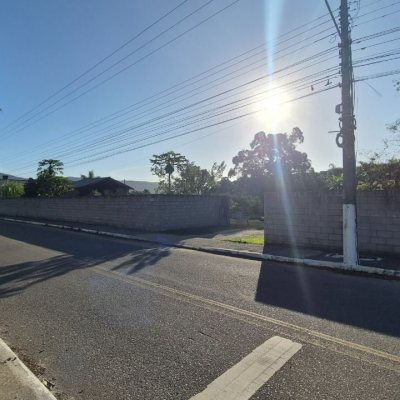 Terrenos Residenciais com 7200m², no bairro Ratones em Florianópolis