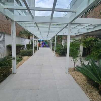 Apartamentos com 72m², 2 quartos (sendo 1 suíte), 1 garagem, no bairro Saco Grande em Florianópolis