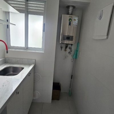 Apartamentos com 72m², 2 quartos (sendo 1 suíte), 1 garagem, no bairro Saco Grande em Florianópolis