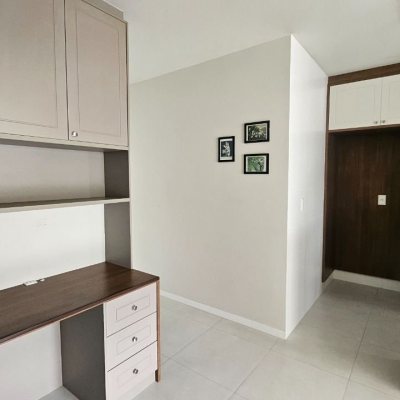 Apartamentos com 72m², 2 quartos (sendo 1 suíte), 1 garagem, no bairro Saco Grande em Florianópolis