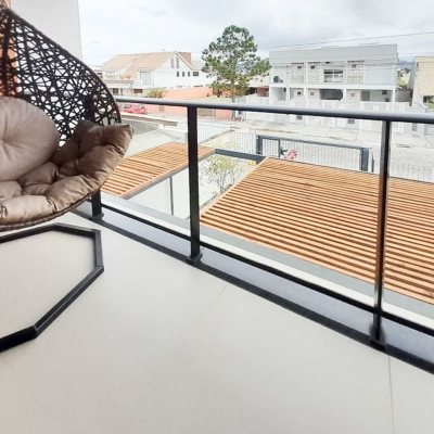 Casa Residencial com 123m², 3 quartos (sendo 1 suíte), 2 garagens, no bairro Campeche em Florianópolis
