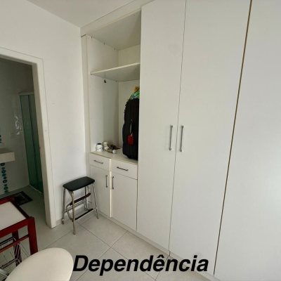 Apartamentos com 144m², 3 quartos (sendo 2 suítes), 1 garagem, no bairro Centro em Florianópolis