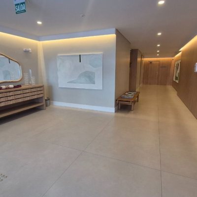 Apartamentos com 130m², 3 quartos (sendo 1 suíte), 2 garagens, no bairro Jurerê em Florianópolis
