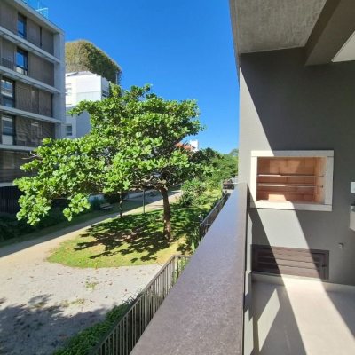 Apartamentos com 130m², 3 quartos (sendo 1 suíte), 2 garagens, no bairro Jurerê em Florianópolis