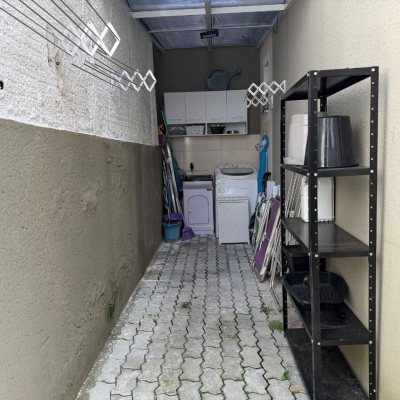 Apartamentos com 61m², 2 quartos (sendo 1 suíte), 1 garagem, no bairro Ingleses do Rio Vermelho em Florianópolis