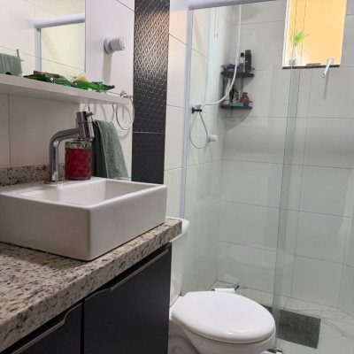 Apartamentos com 61m², 2 quartos (sendo 1 suíte), 1 garagem, no bairro Ingleses do Rio Vermelho em Florianópolis