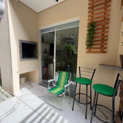 Apartamentos com 61m², 2 quartos (sendo 1 suíte), 1 garagem, no bairro Ingleses do Rio Vermelho em Florianópolis